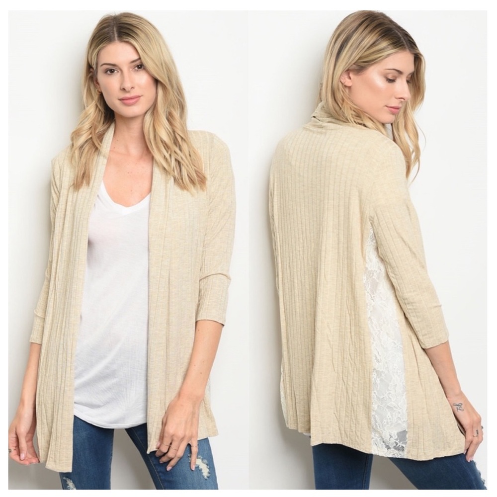💝Boutique~🤍Ribbed Knit & Lace Cardigan🤍